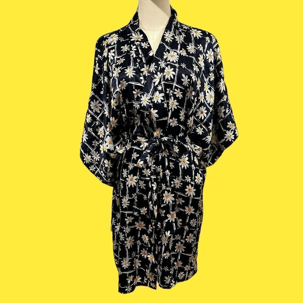 Morgan Taylor Intimates Navy Daisy Robe Sleepwear Lingerie Size M/L Windowpane